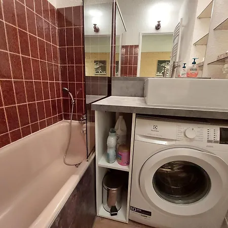 Appartement Calme Avec Balcon, Près Des Pistes, Parking Inclus - Fr-1-516-222