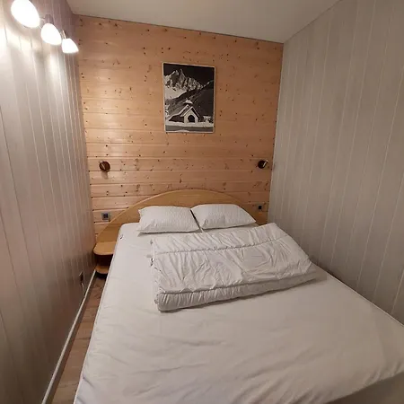 Calme Avec Balcon, Près Des Pistes, Parking Inclus - Fr-1-516-222 Appartement
