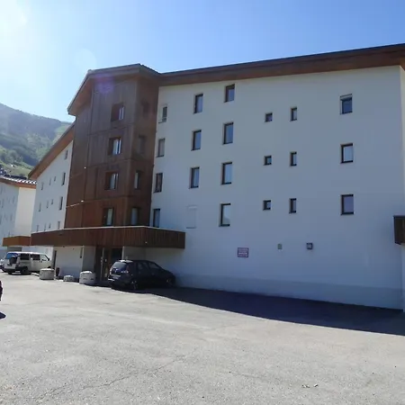 Calme Avec Balcon, Près Des Pistes, Parking Inclus - Fr-1-516-222 Appartement Les Deux Alpes
